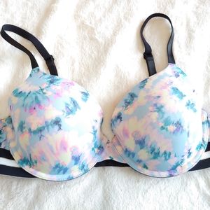 VS PINK Tie Dye Bra